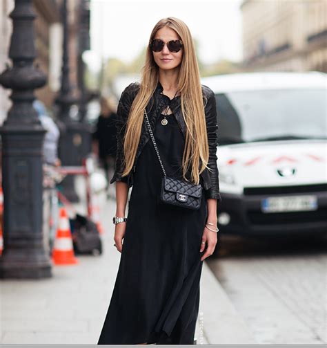 chanel mini street style